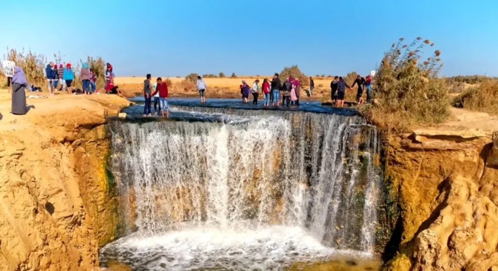 Amazing Fayoum Oasis on an Overnight Group Tour