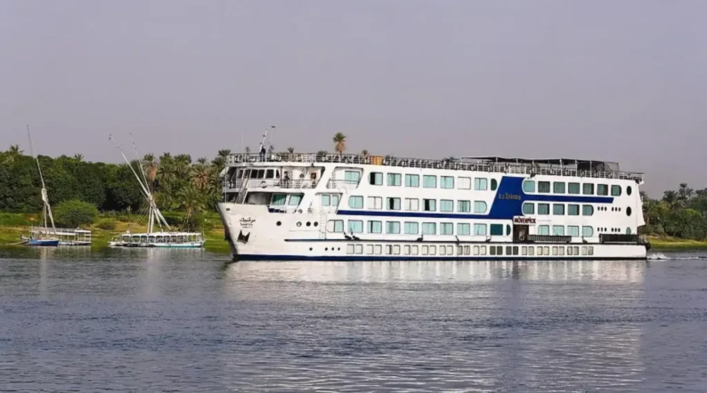 Radamis II Nile Cruise Tour Luxor 8 Days