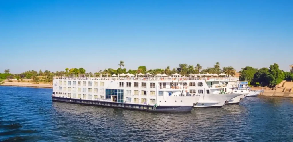 nile cruise aswan
