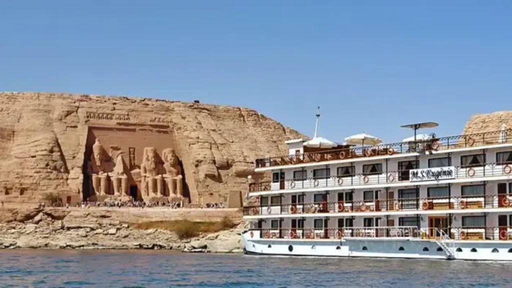 Abu Simbel temples sunrise