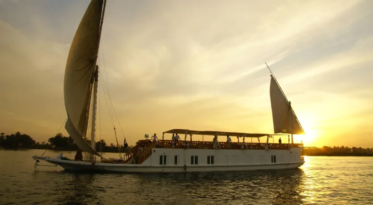 Good 4 Days Zekrayaat Dahabiya Nile Cruise