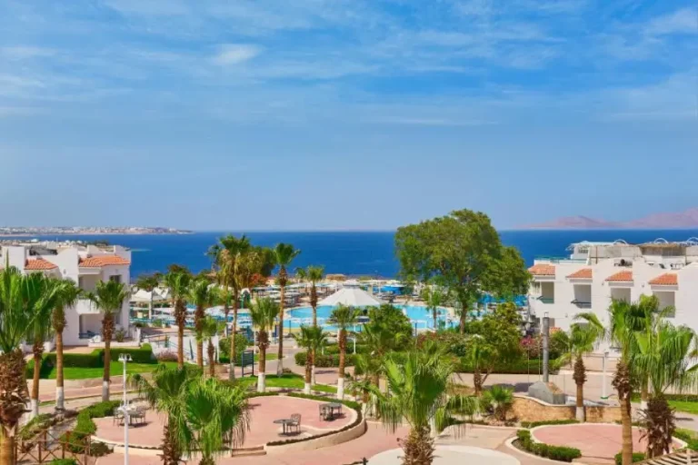 5 Days at Dreams Beach Resort