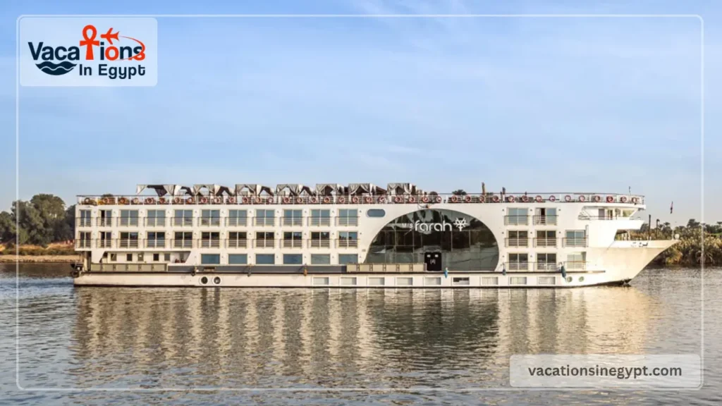 Farah Nile cruise